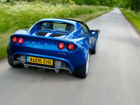 lotus-elise3_1031292_1.jpg