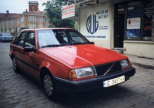 volvo440_1096175_0.jpg