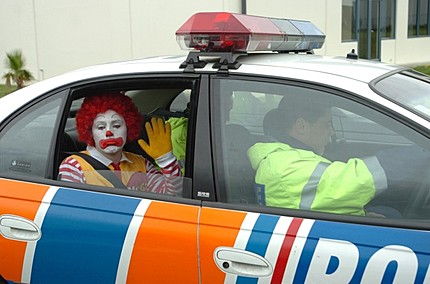 ronald-mcdonald-is-arrested-in_1104031_0.jpg