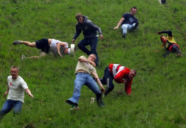 cheese_rolling_05_1117448_0.jpg