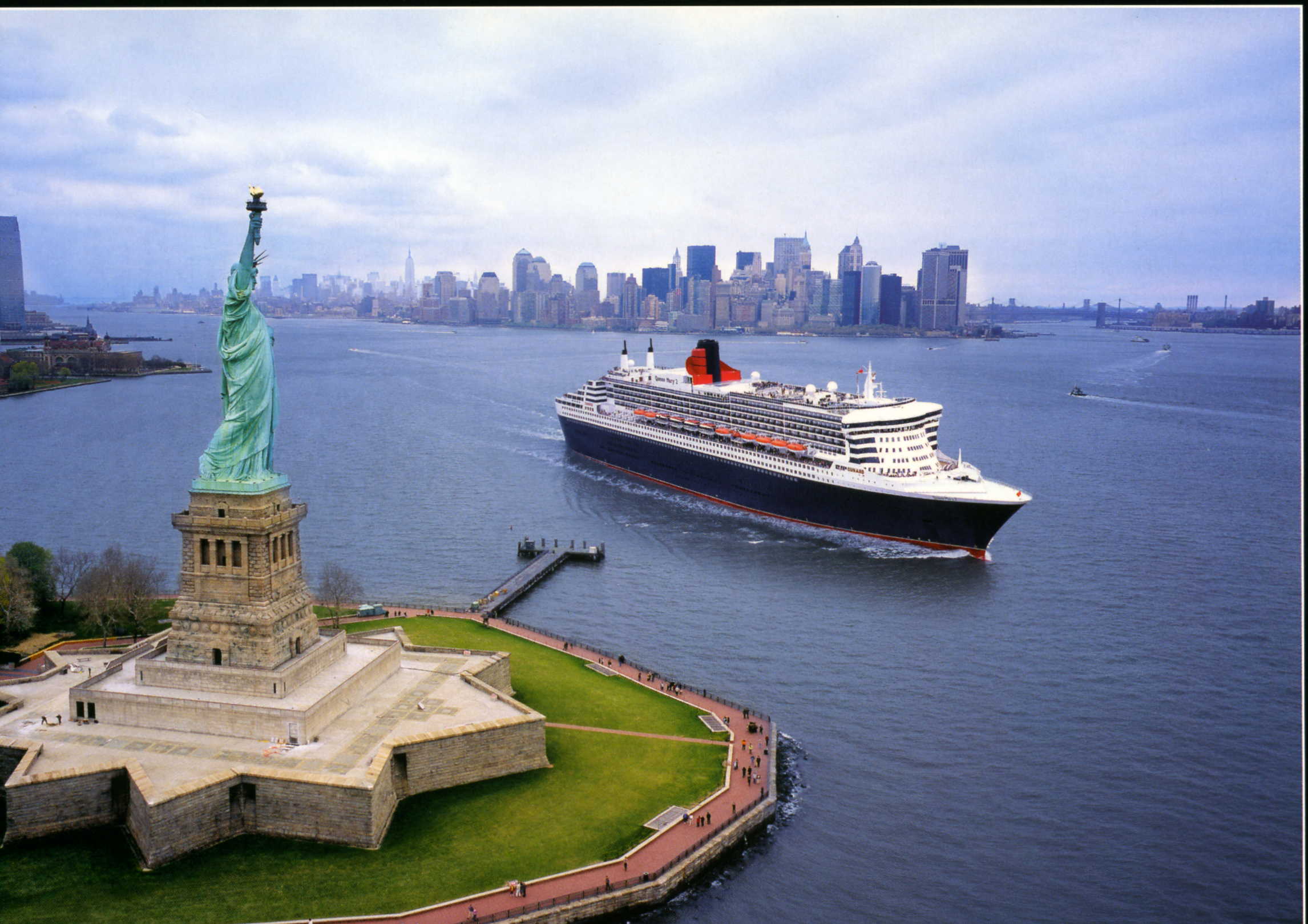 QM2_postcard11_1145141_1.jpg