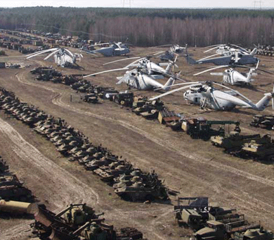 chernobyl-vehicle-graveyard_1145058_1.gif