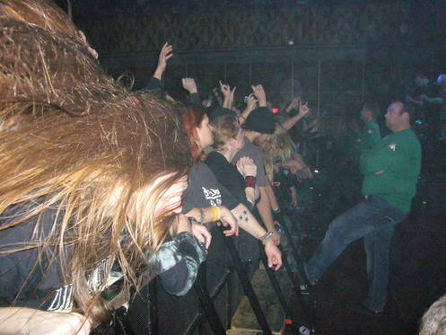 RTEmagicC_headbang3JPG_1152560_0.jpg