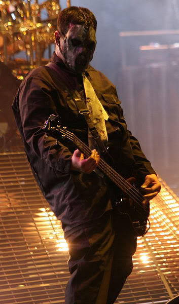 353px-Paul_Gray_at_Mayhem_1171164_0.jpg