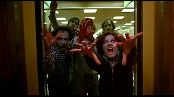 dawn-of-the-dead-1979-zombie-elevator_1199237_3.jpg