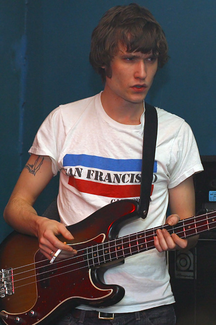 John-Hassall-libertines13_1203788_3.jpg