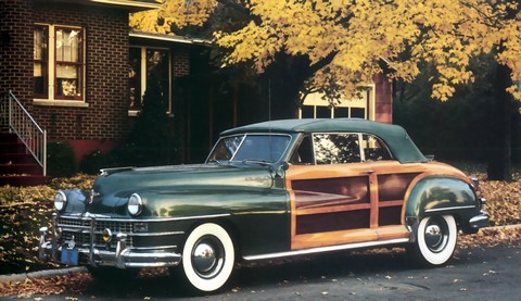 fs_1946_Chrysler_Town___Country_Woody_Convertible_f3q_1211896_0.jpg