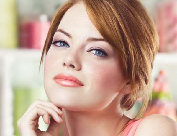 Revlon-Cosmetics-Emma-Stone-Lip-Butters-Colourburst_1238600_6.jpg