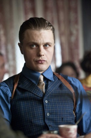 Michael-Pitt-as-Jimmy-Darmody-After-2_2124x3192-301x453_1240574_0.jpg