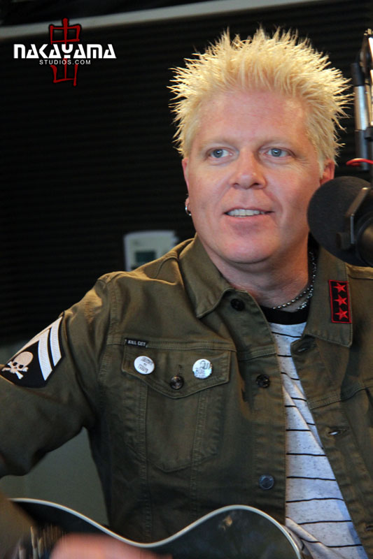 dexter_holland__the_offspring_by_uniquen