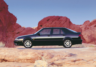 saab_9000_sedan2_181362_1.jpg