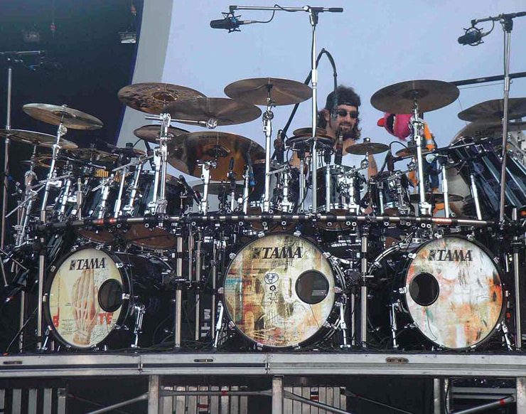 MikePORTNOY_390825_0.jpg