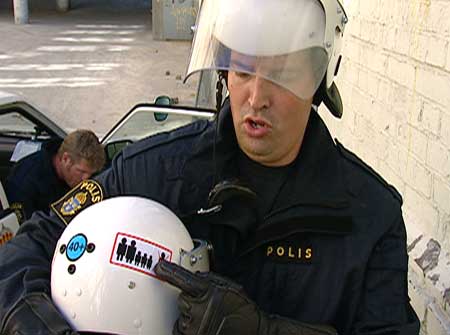 kravallpolisen_68137_0.jpg