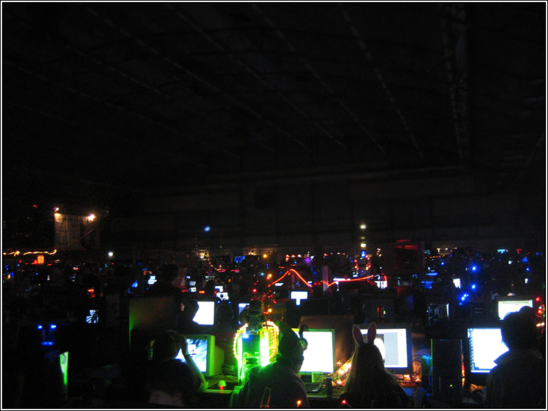 Dreamhack_Winter_2005_by_akaast_674187_0.jpg