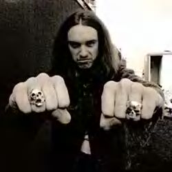 Cliff_Burton_767089_0.jpg