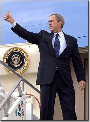 BUSH-thumbs-up-3-19-5-with--thumb_877132_0.jpg