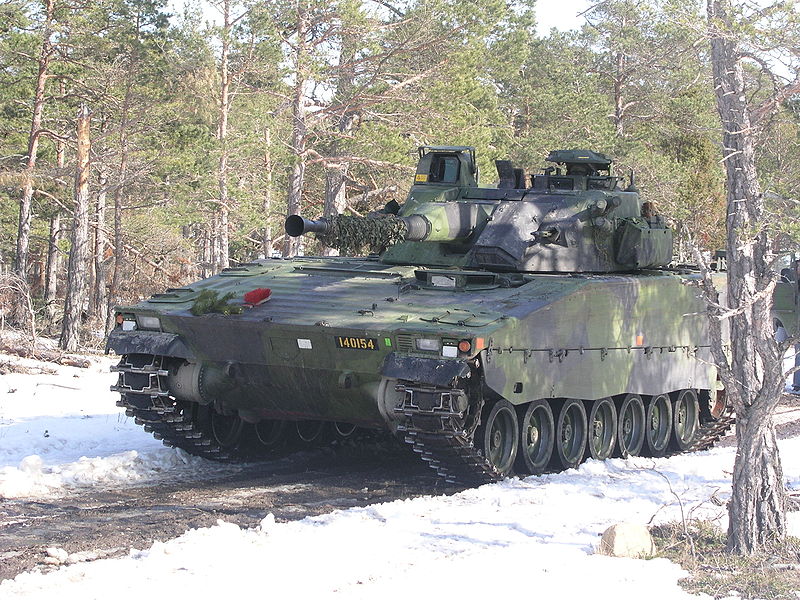 800px-Swedish_CV9040_883773_9.jpg