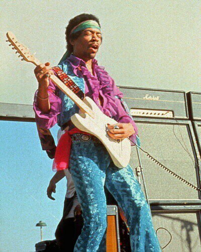 hendrix-jimi-photo-jimi-hendrix-6229640_900875_1.jpg